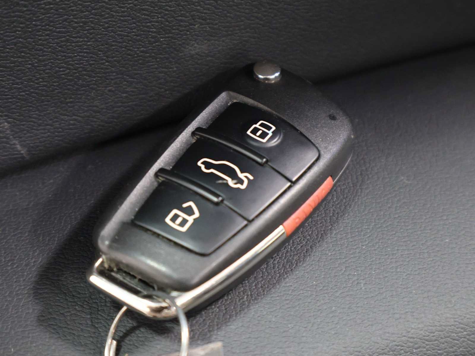 Used 2023 Audi Q3 2.0T Premium Plus w/ Premium Plus Package AWD/4WD image 40