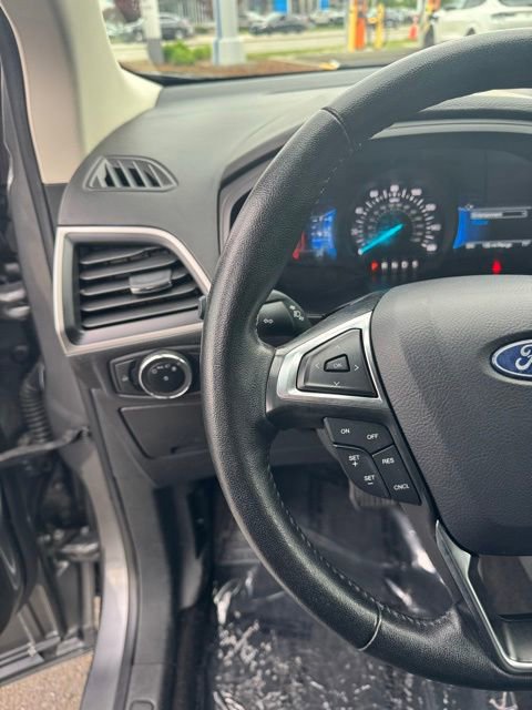 Used 2024 Ford Edge SEL AWD/4WD image 15