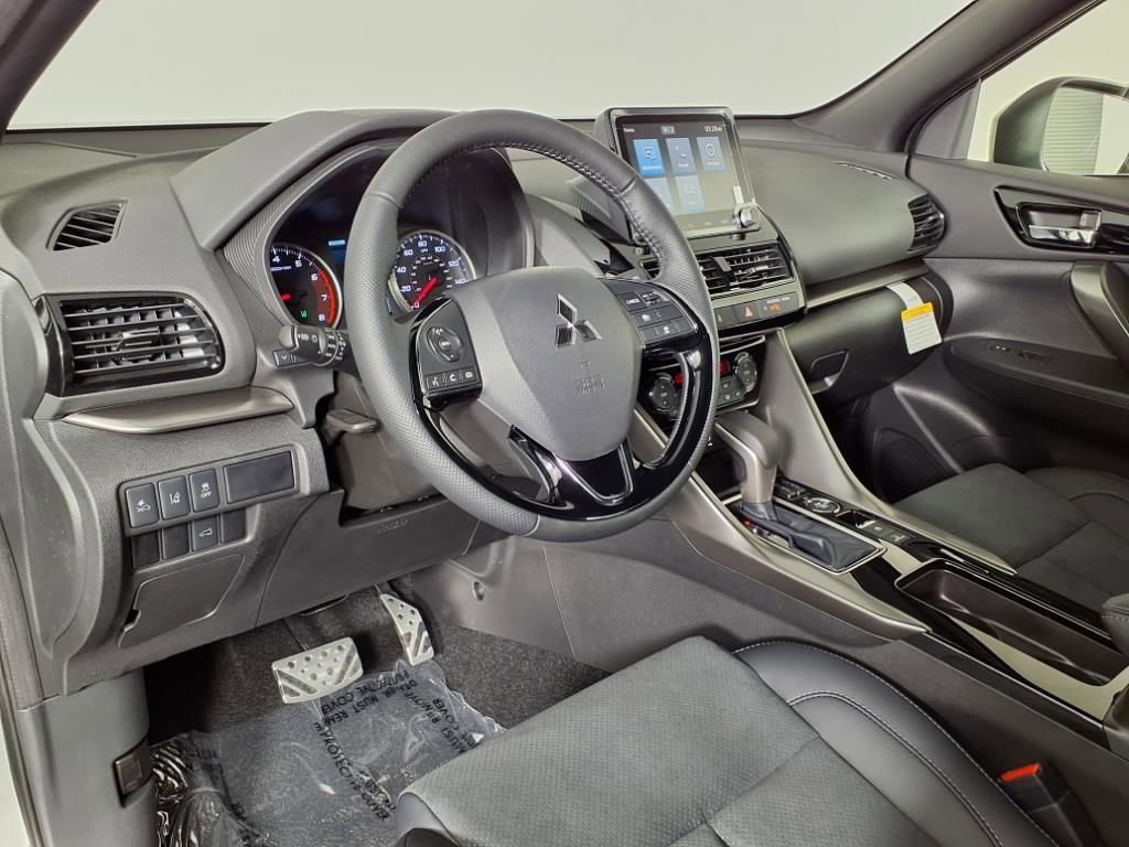 New 2025 Mitsubishi Eclipse Cross Black Edition image 14