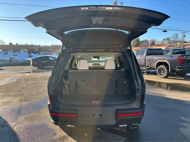 Used 2025 Hyundai Santa Fe SE AWD/4WD image 10