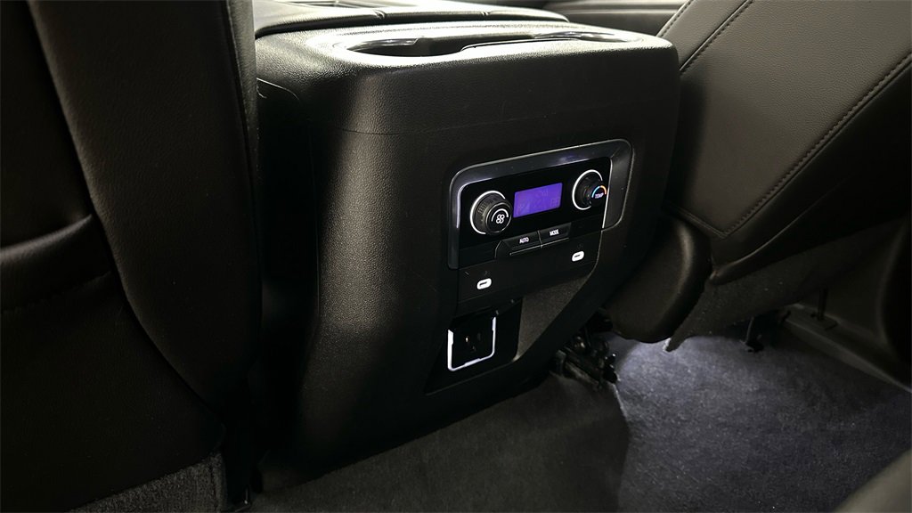 Used 2021 Chevrolet Tahoe Z71 image 19