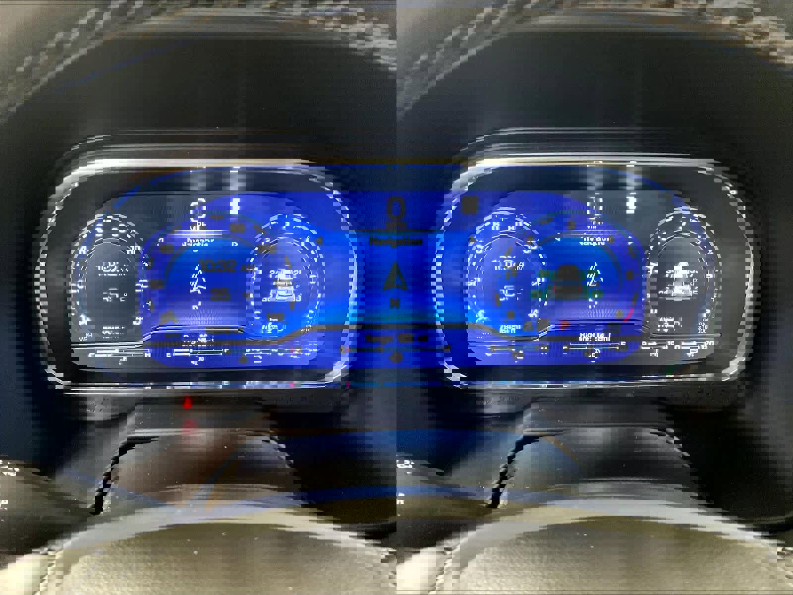 Used 2023 Chevrolet Tahoe Z71 w/ Luxury Package image 26