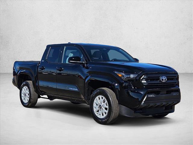 Used 2025 Toyota Tacoma SR5 image 3