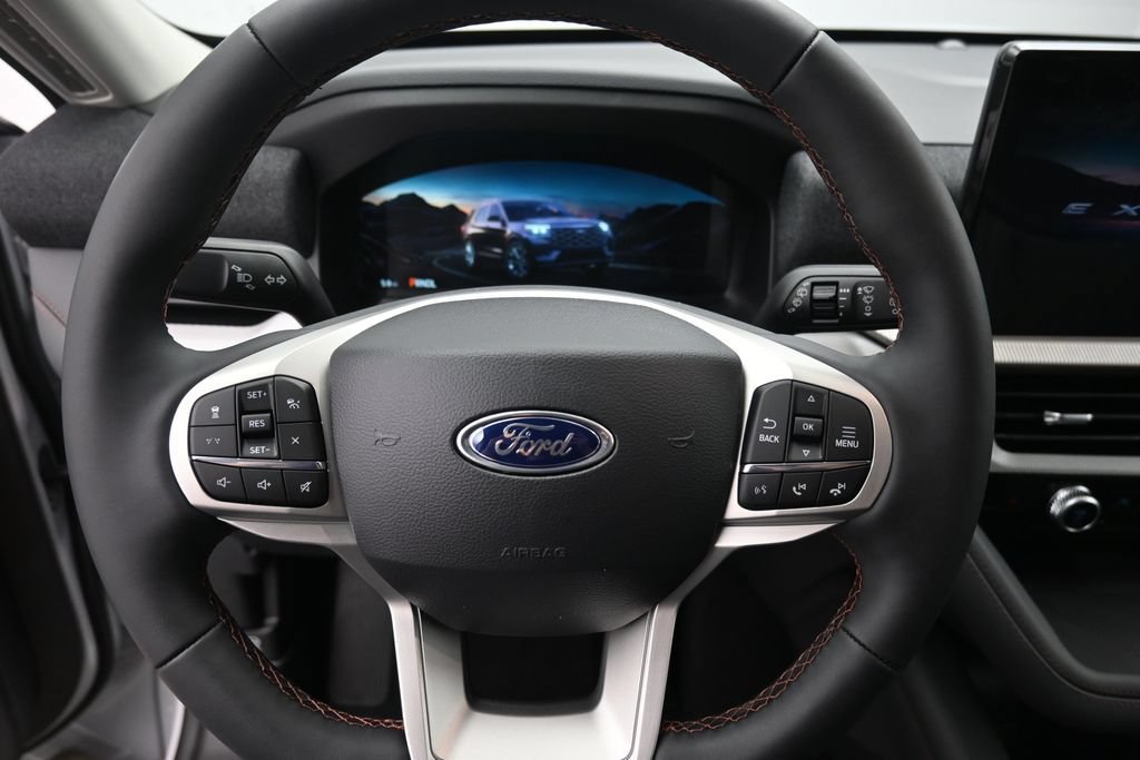New 2026 Ford Explorer Active w/ Active Comfort Package AWD/4WD image 10