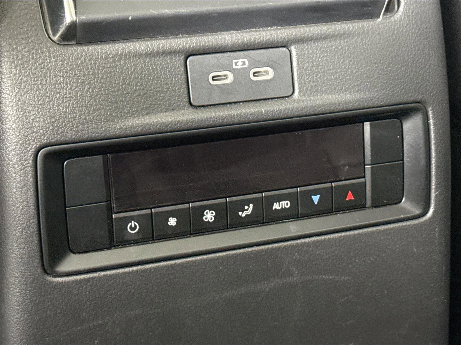 Certified 2025 MAZDA CX-90 3.3 Turbo w/ Premium Sport Pkg image 40