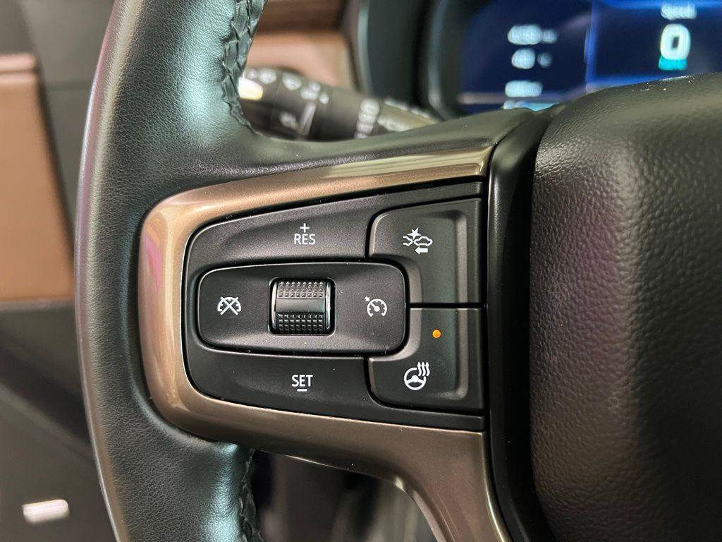 Used 2024 Chevrolet Suburban High Country AWD/4WD image 27