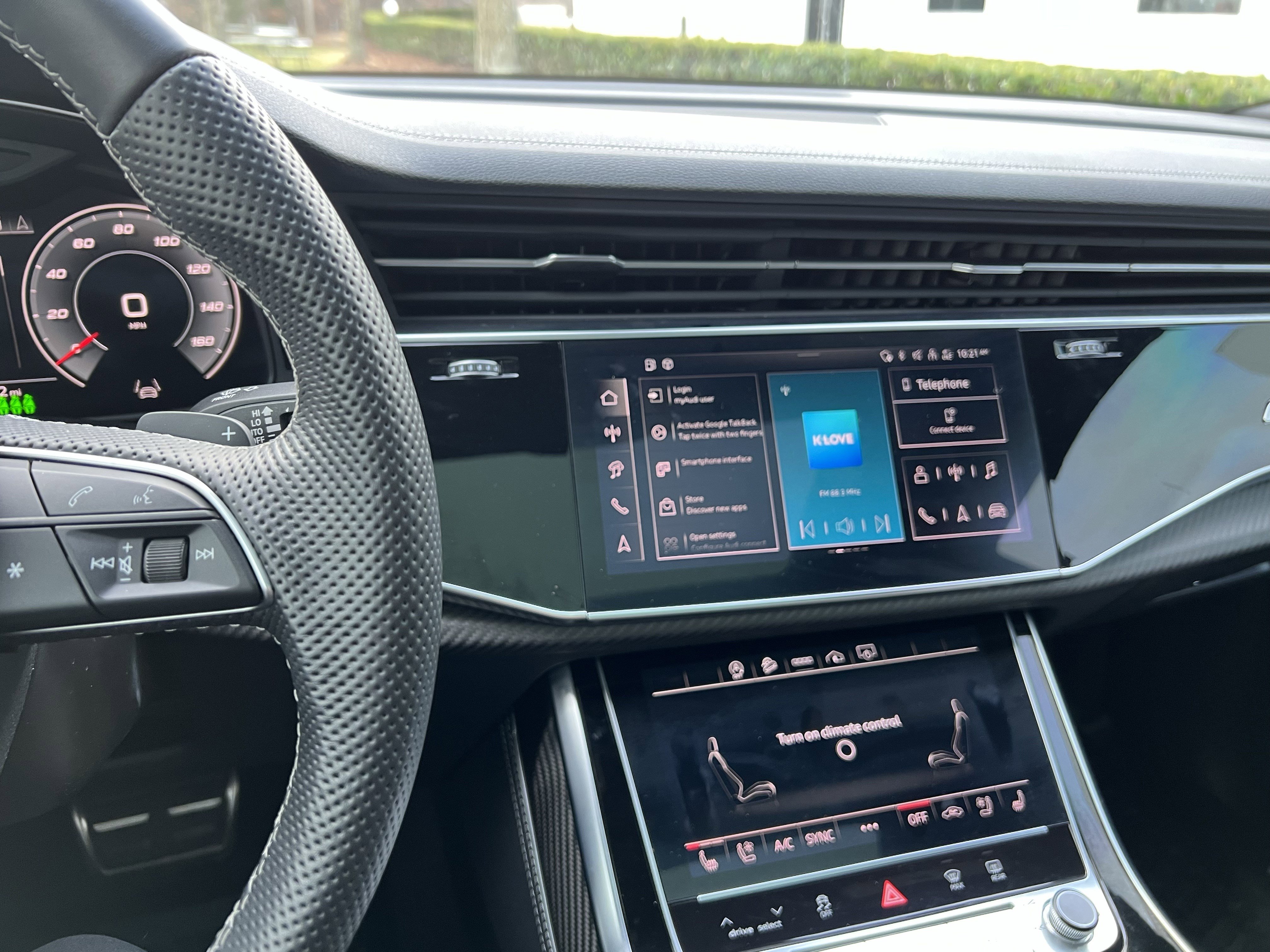 Used 2024 Audi SQ8 Premium Plus image 18