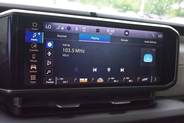 Used 2025 Jeep Wrangler Sahara 4xe AWD/4WD image 31