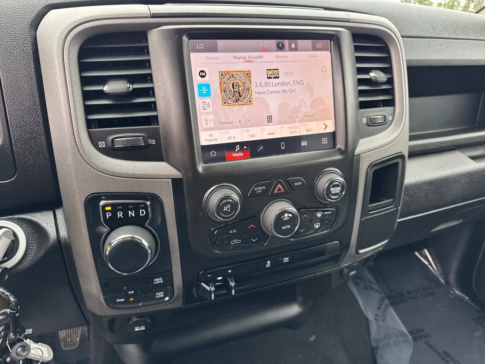 Certified 2024 RAM 1500 Tradesman w/ Popular Equipment Group image 25