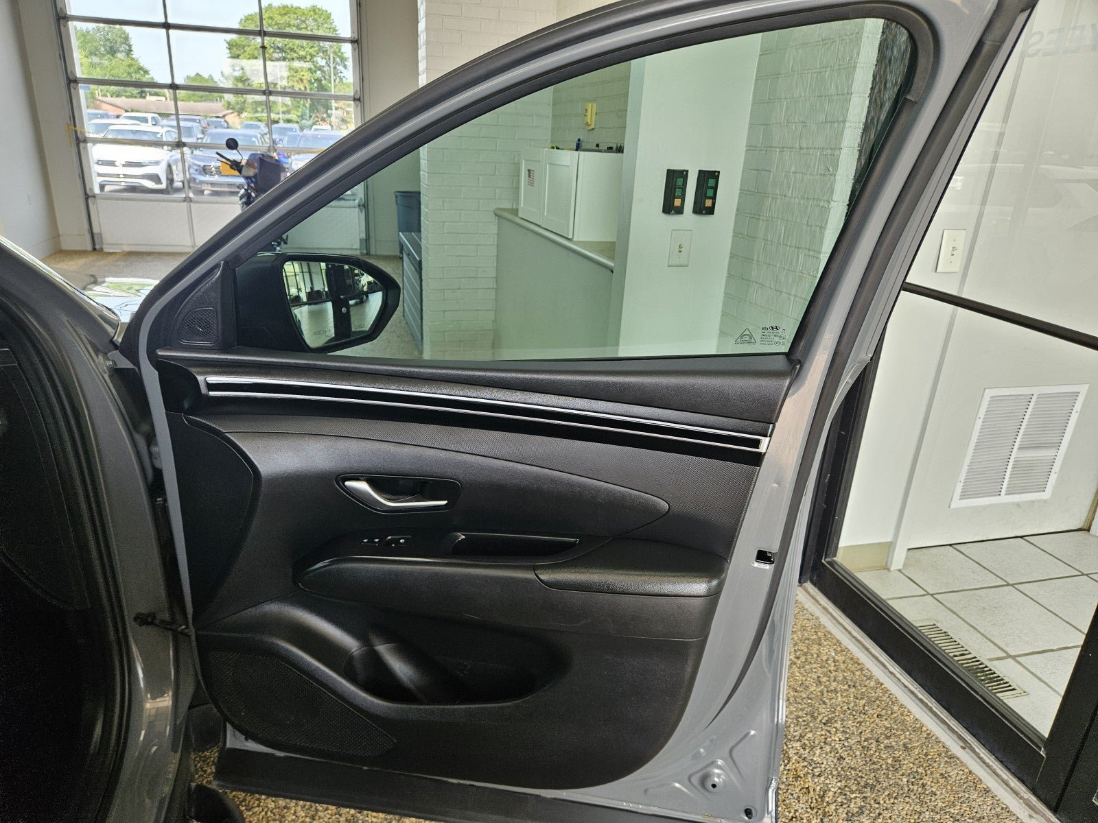 Used 2023 Hyundai Santa Cruz Night AWD/4WD image 14