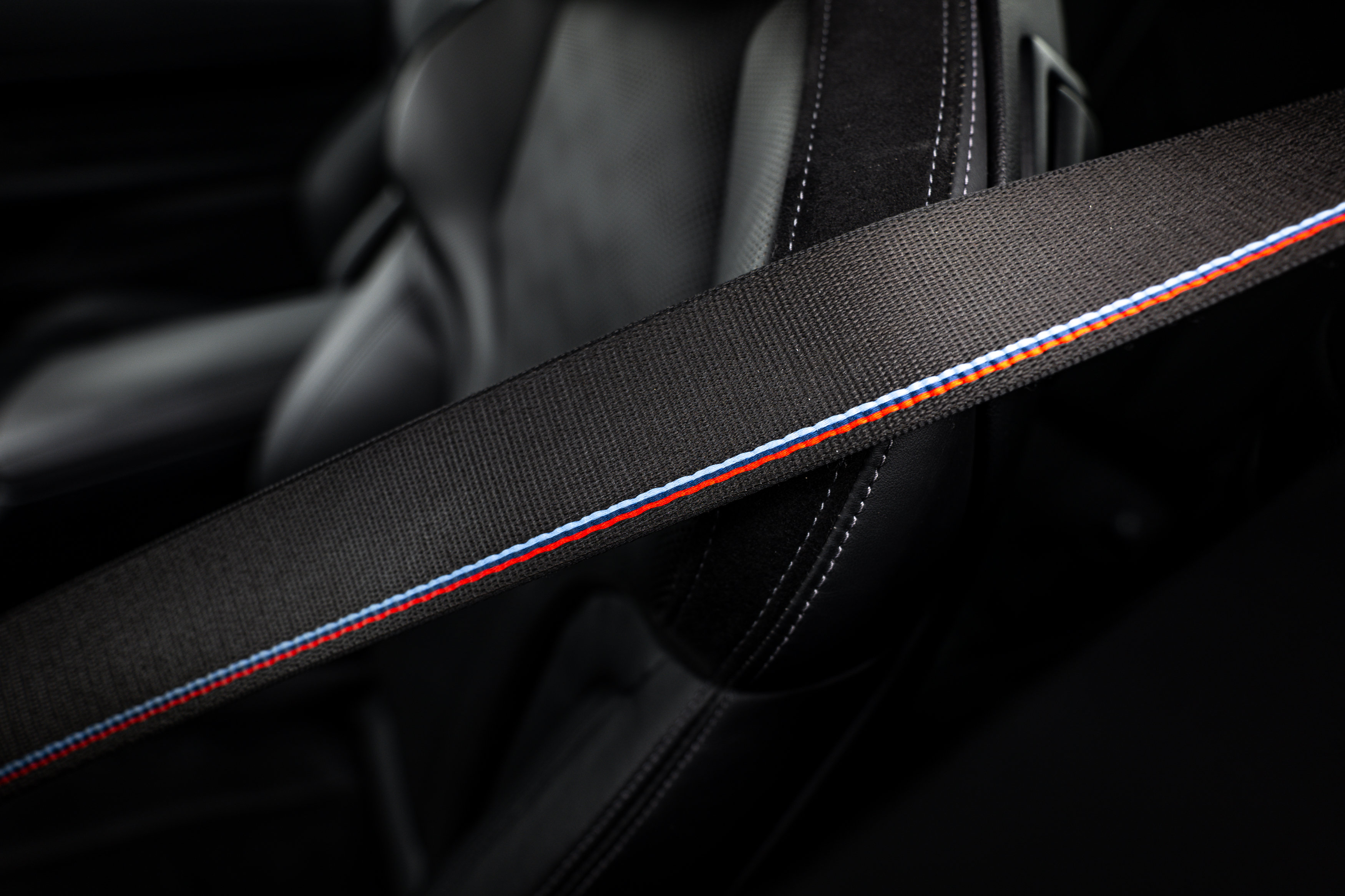 Used 2021 BMW M4 Competition w/ Executive Package RWD image 21