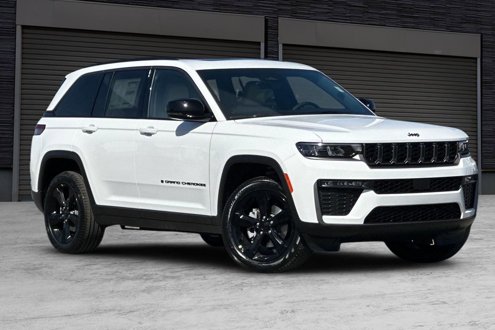 New 2026 Jeep Grand Cherokee Limited image 2