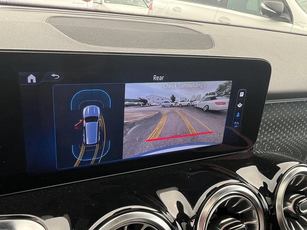 Certified 2024 Mercedes-Benz GLB 250 4MATIC image 25
