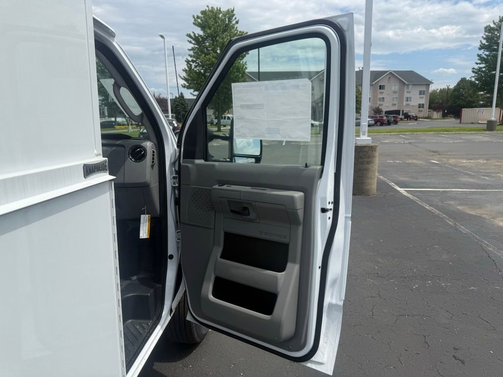 New 2026 Ford E-350 and Econoline 350 Super Duty w/ Power Equipment Group RWD image 59