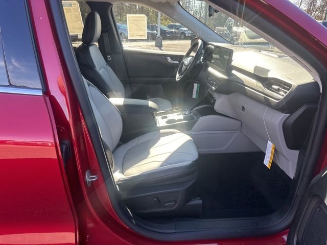 New 2026 Ford Escape SE w/ PHEV Premium Package image 32