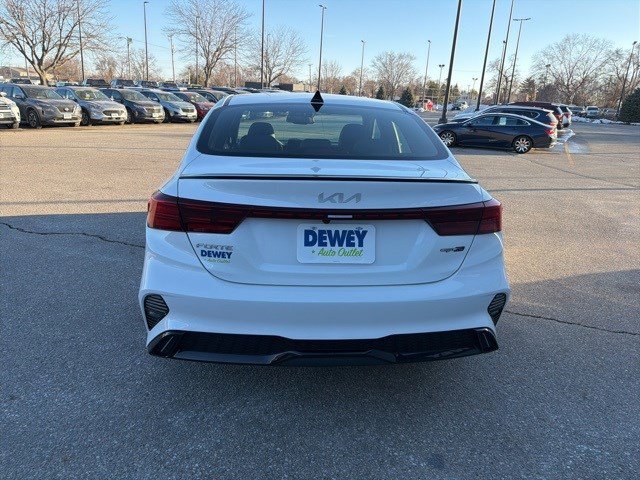 Used 2023 Kia Forte GT-Line image 4