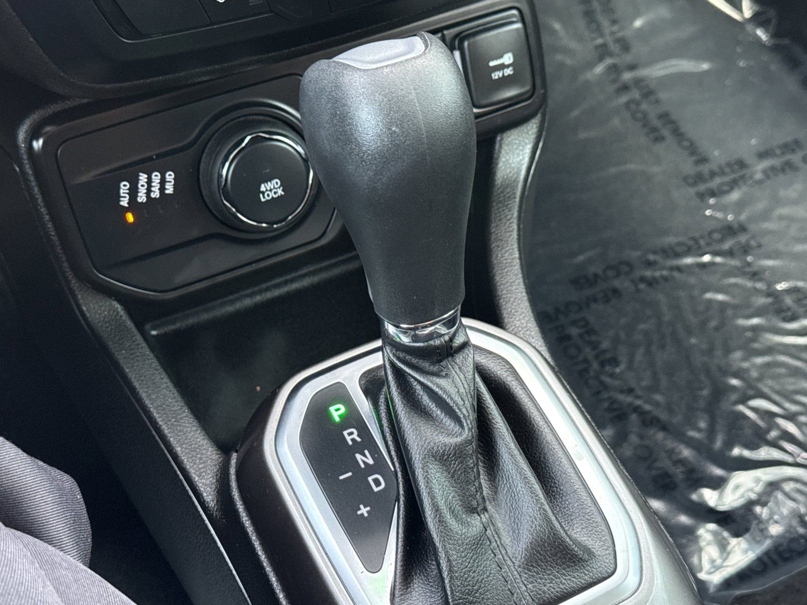 Used 2022 Jeep Renegade Latitude image 21