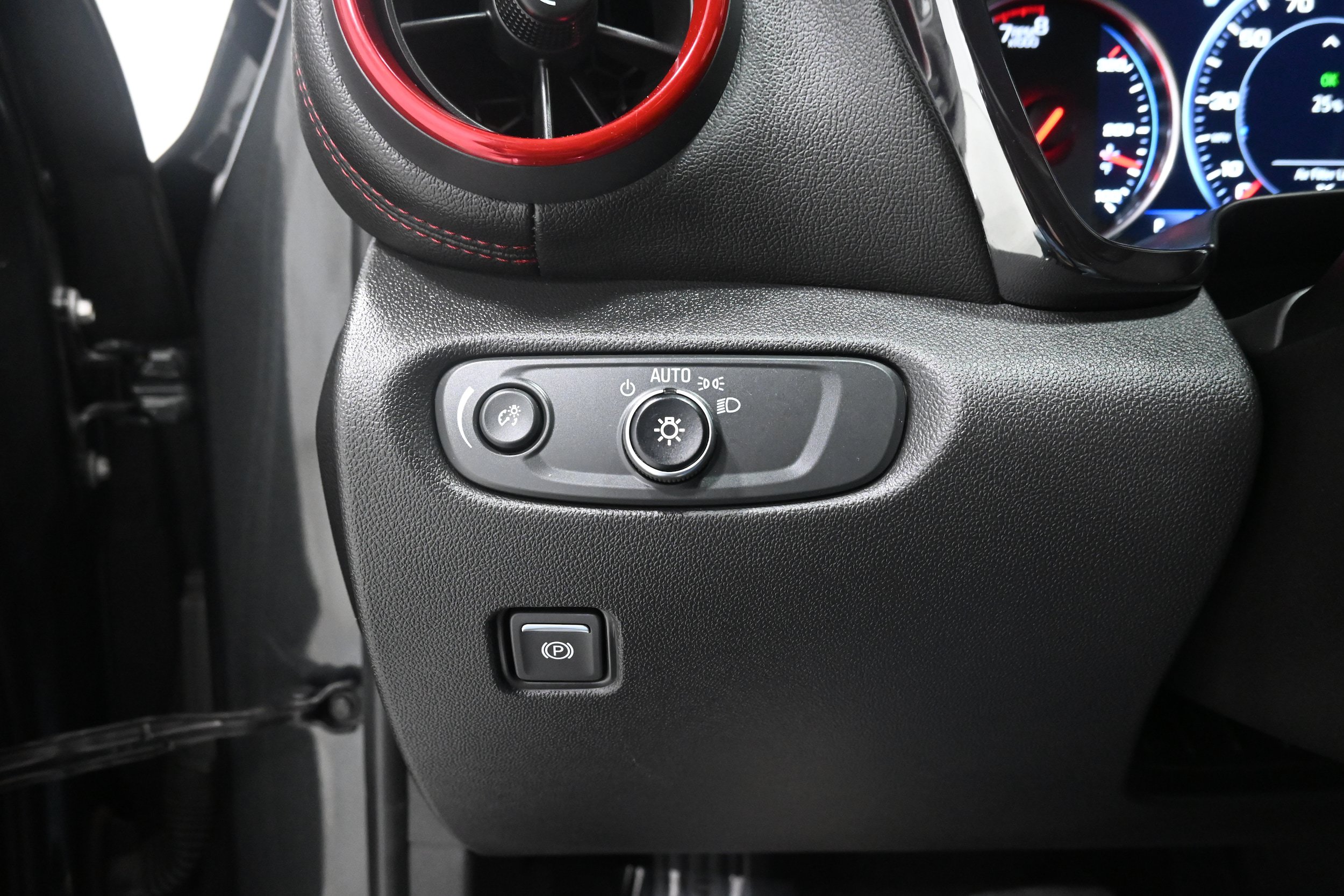 Used 2020 Chevrolet Blazer RS AWD/4WD image 7