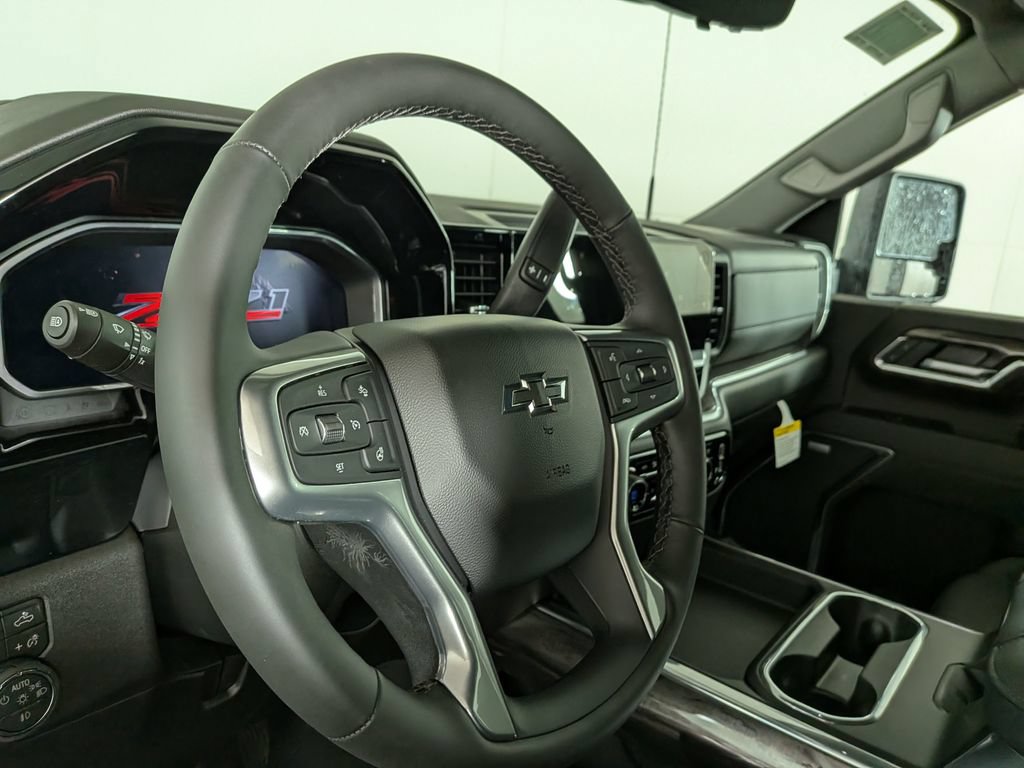New 2026 Chevrolet Silverado 2500 LTZ w/ LTZ Plus Package AWD/4WD image 18