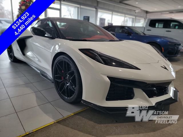 Used 2024 Chevrolet Corvette Z06 image 8