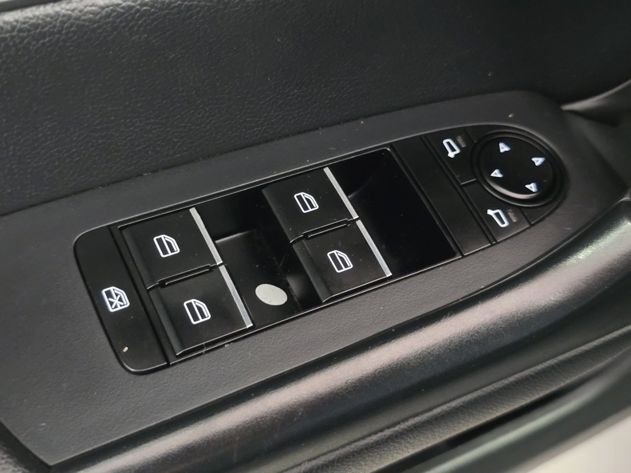 Used 2024 MAZDA CX-50 AWD 2.5 S w/ Preferred Package image 23