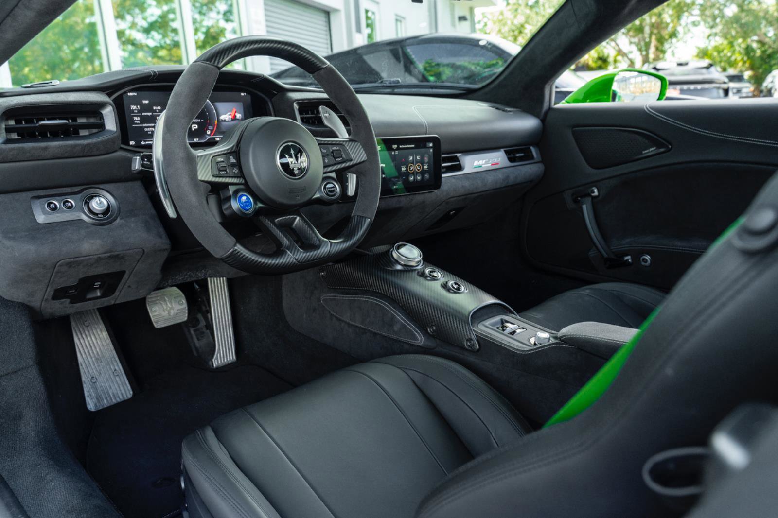 Used 2023 Maserati MC20 Spyder image 6