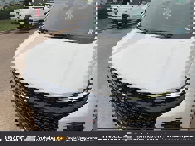 Certified 2024 Chevrolet Traverse RS w/ LPO, Floor Liner Package image 5