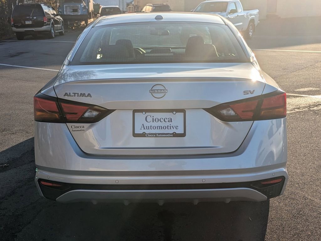 Used 2023 Nissan Altima 2.5 SV image 6