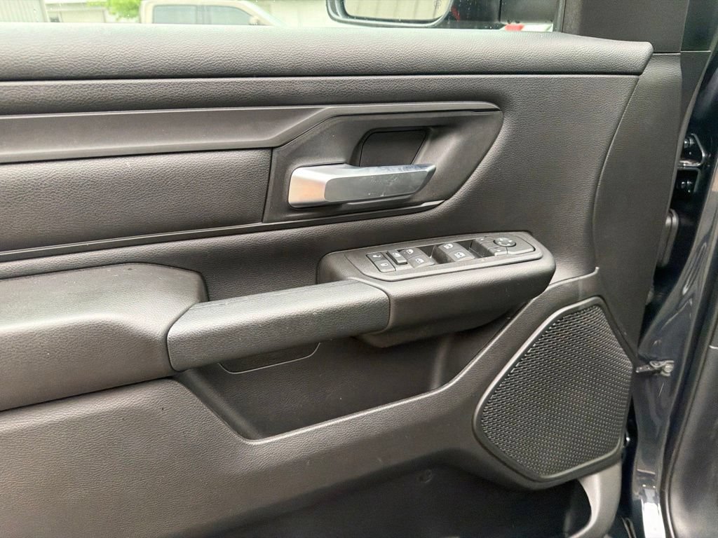 New 2026 RAM 1500 Express AWD/4WD image 13