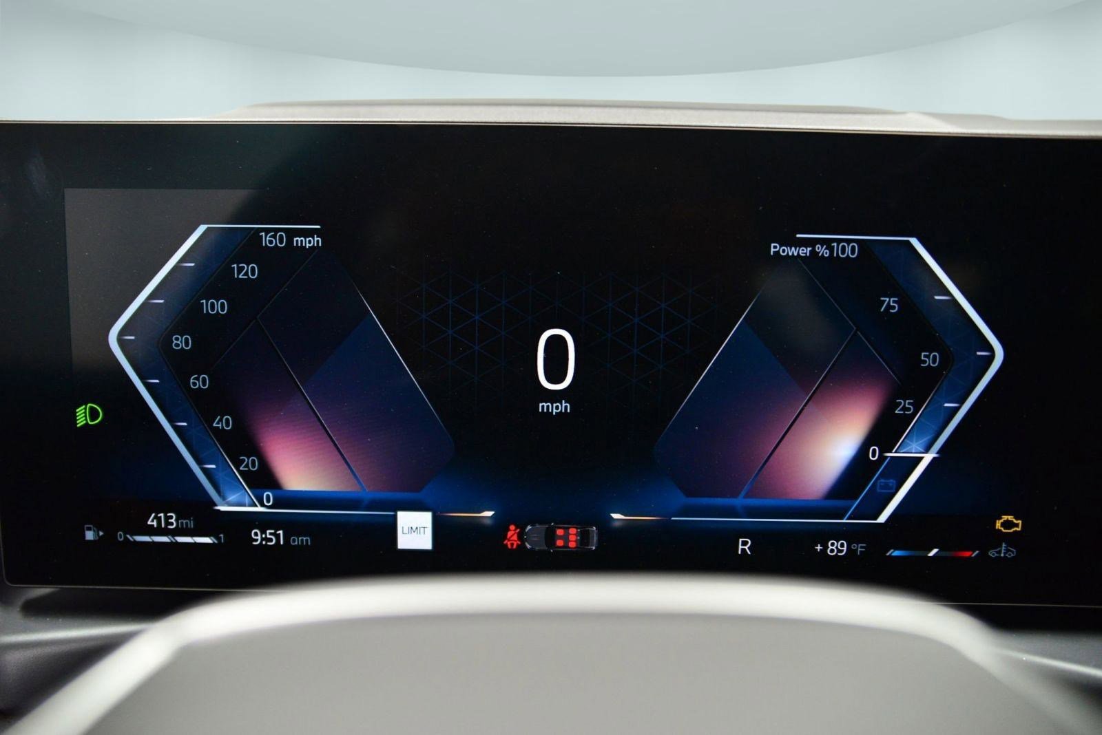 Used 2025 BMW 330i xDrive Sedan w/ Premium Package image 17