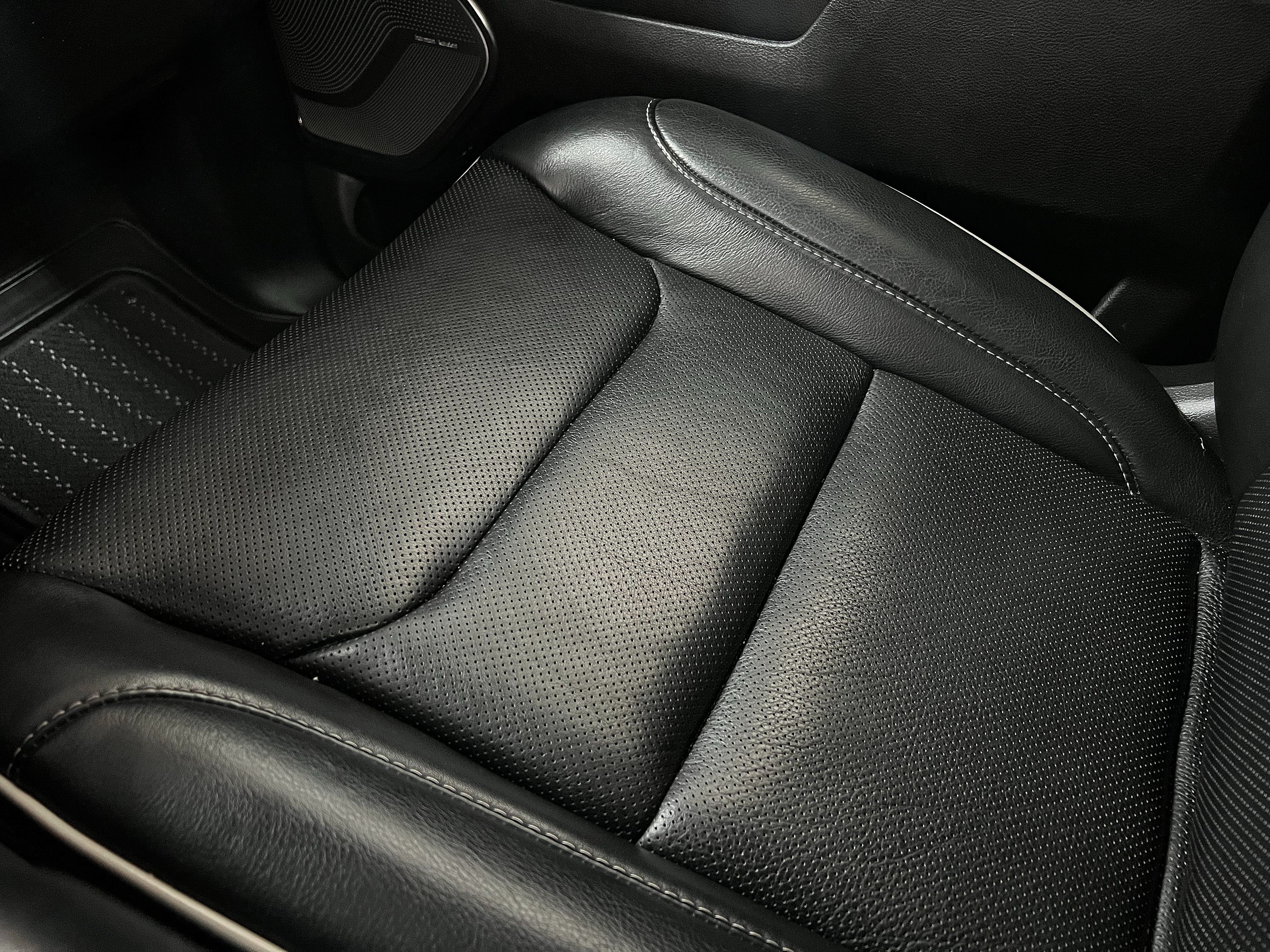 Used 2019 RAM 1500 Limited AWD/4WD image 17