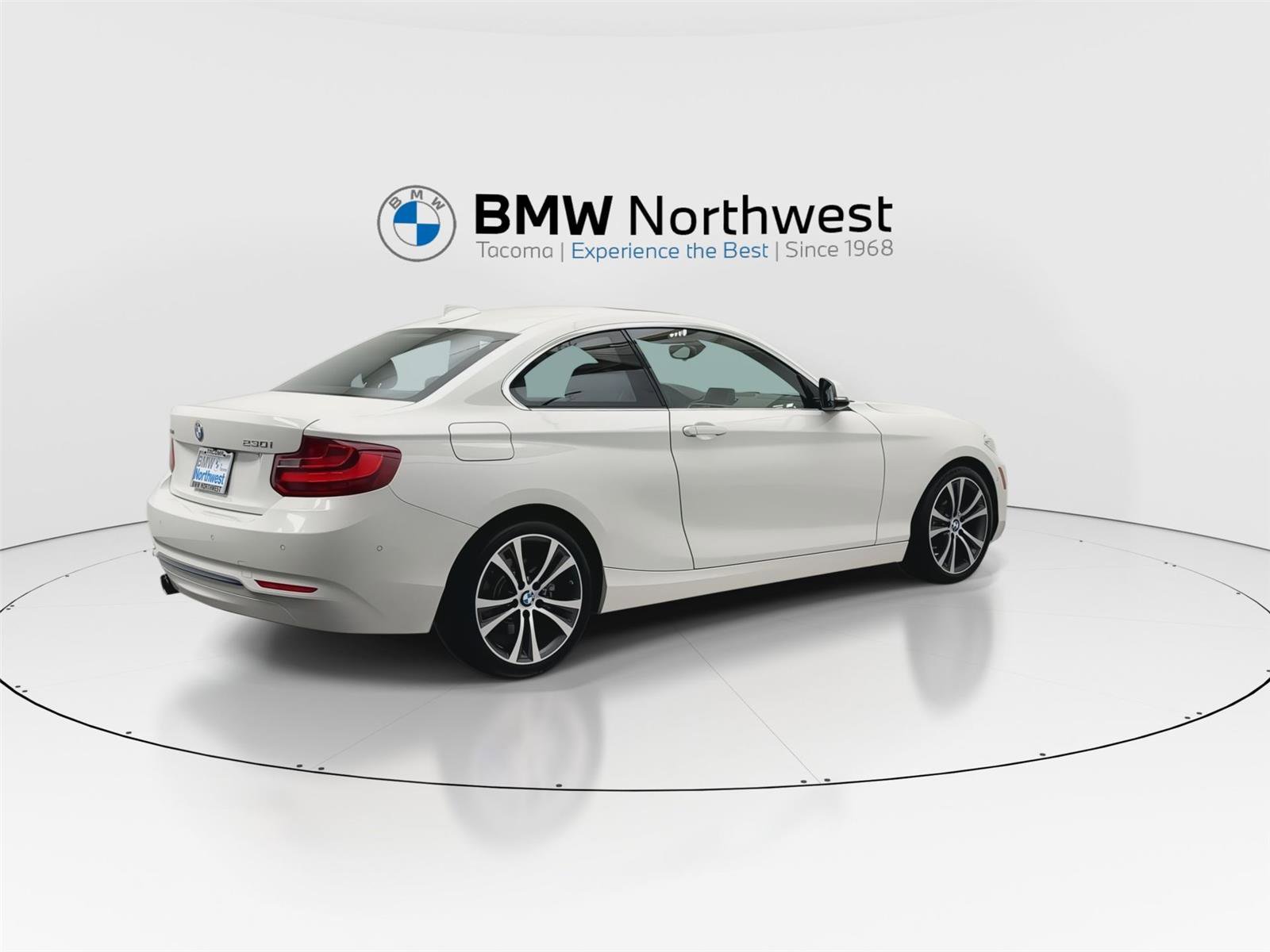 Used 2017 BMW 230i xDrive Coupe AWD/4WD image 3