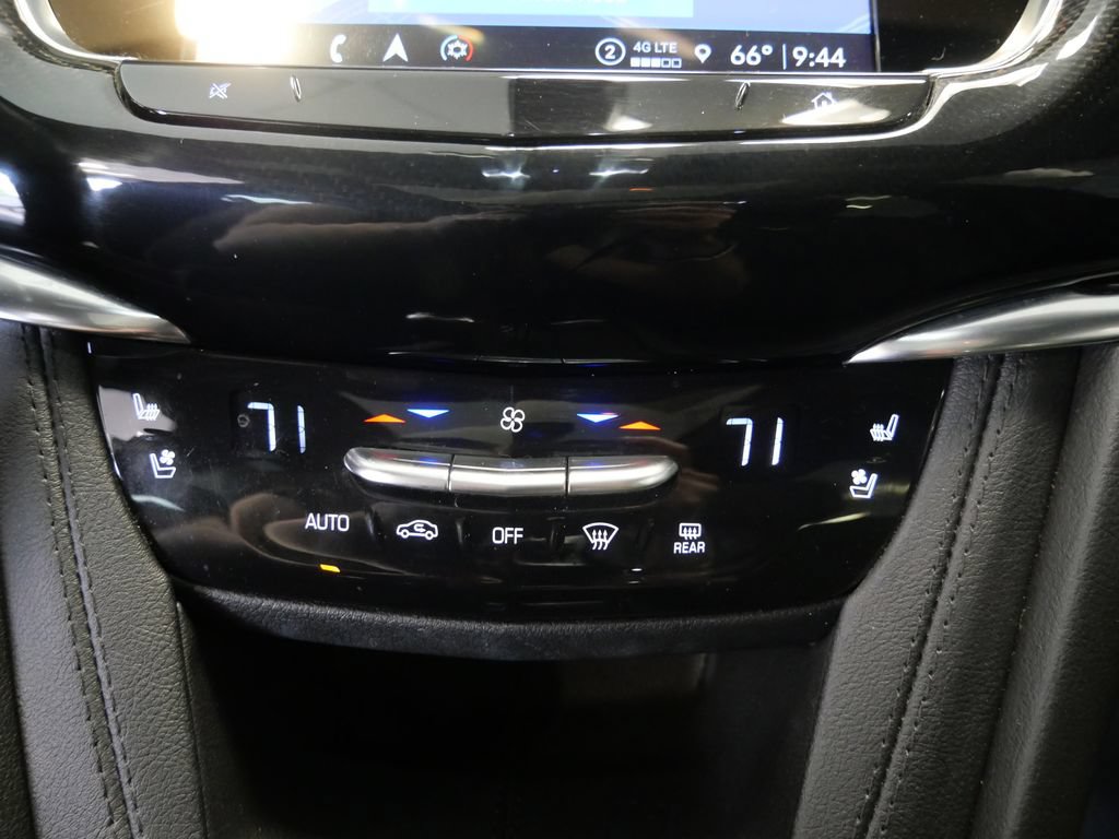 Used 2023 Cadillac XT6 Sport w/ LPO, ONYX Package AWD/4WD image 23