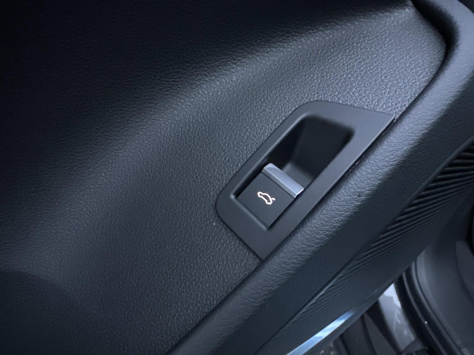 New 2026 Audi Q7 2.0T Premium image 12