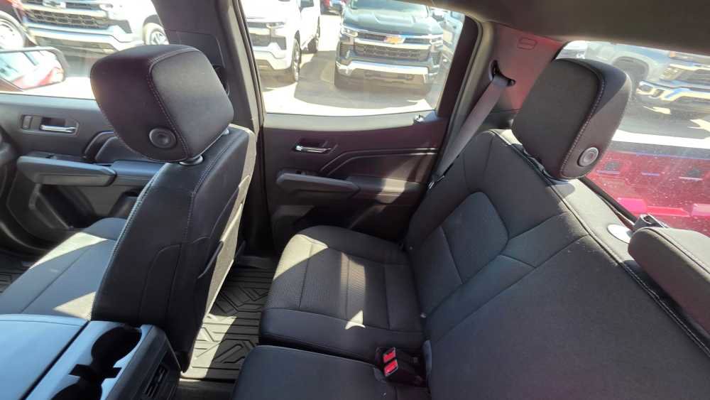 Used 2024 Chevrolet Colorado LT AWD/4WD image 20