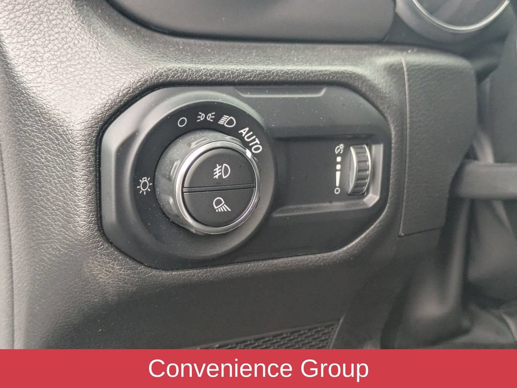 Used 2023 Jeep Gladiator Sport AWD/4WD image 13
