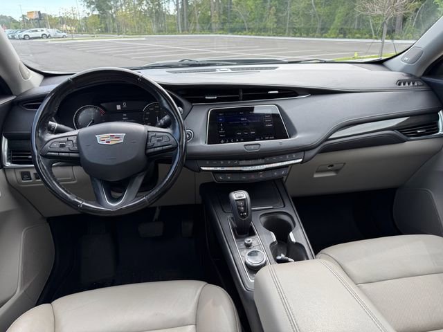 Used 2019 Cadillac XT4 Premium Luxury w/ Driver Assist Package FWD image 10