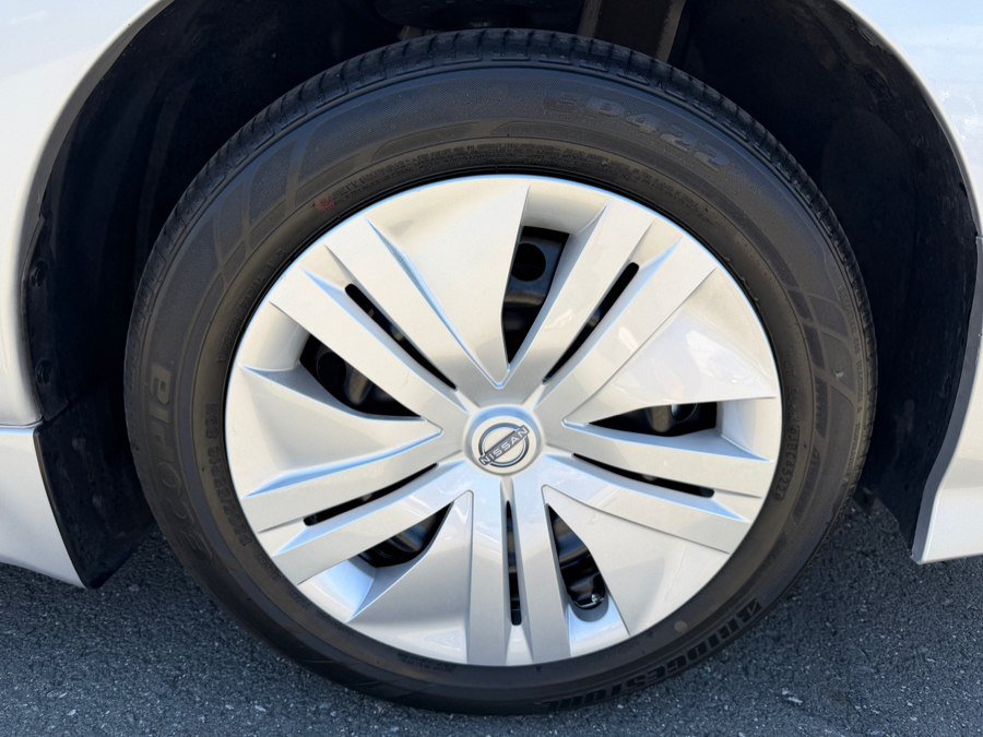 Used 2025 Nissan Leaf S FWD image 49