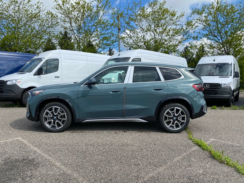 New 2026 BMW X1 xDrive28i w/ Convenience Package AWD/4WD image 4