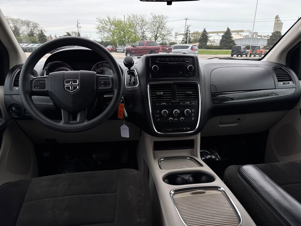 Used 2012 Dodge Grand Caravan SXT FWD image 13