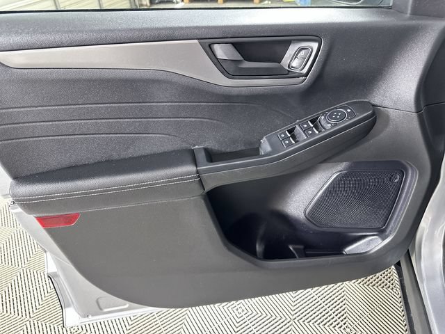 Used 2024 Ford Escape Active w/ Tech Pack #1 AWD/4WD image 23