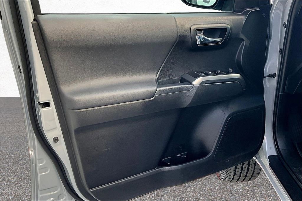 Certified 2021 Toyota Tacoma TRD Sport w/ TRD Premium Sport Package image 19