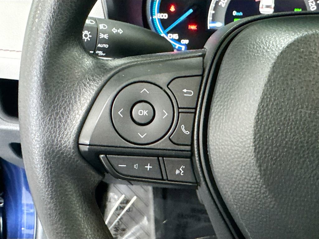 Used 2024 Toyota RAV4 XLE AWD/4WD image 8