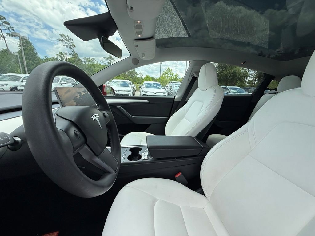 Used 2023 Tesla Model Y Long Range AWD/4WD image 20