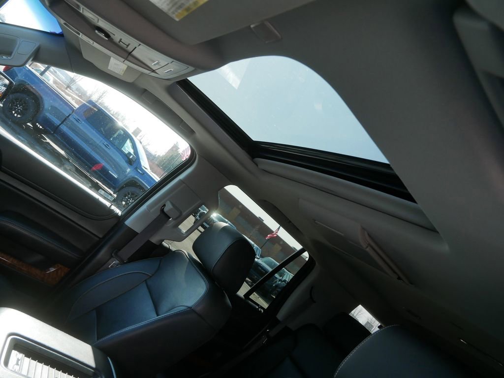 Used 2020 Chevrolet Tahoe Premier image 11