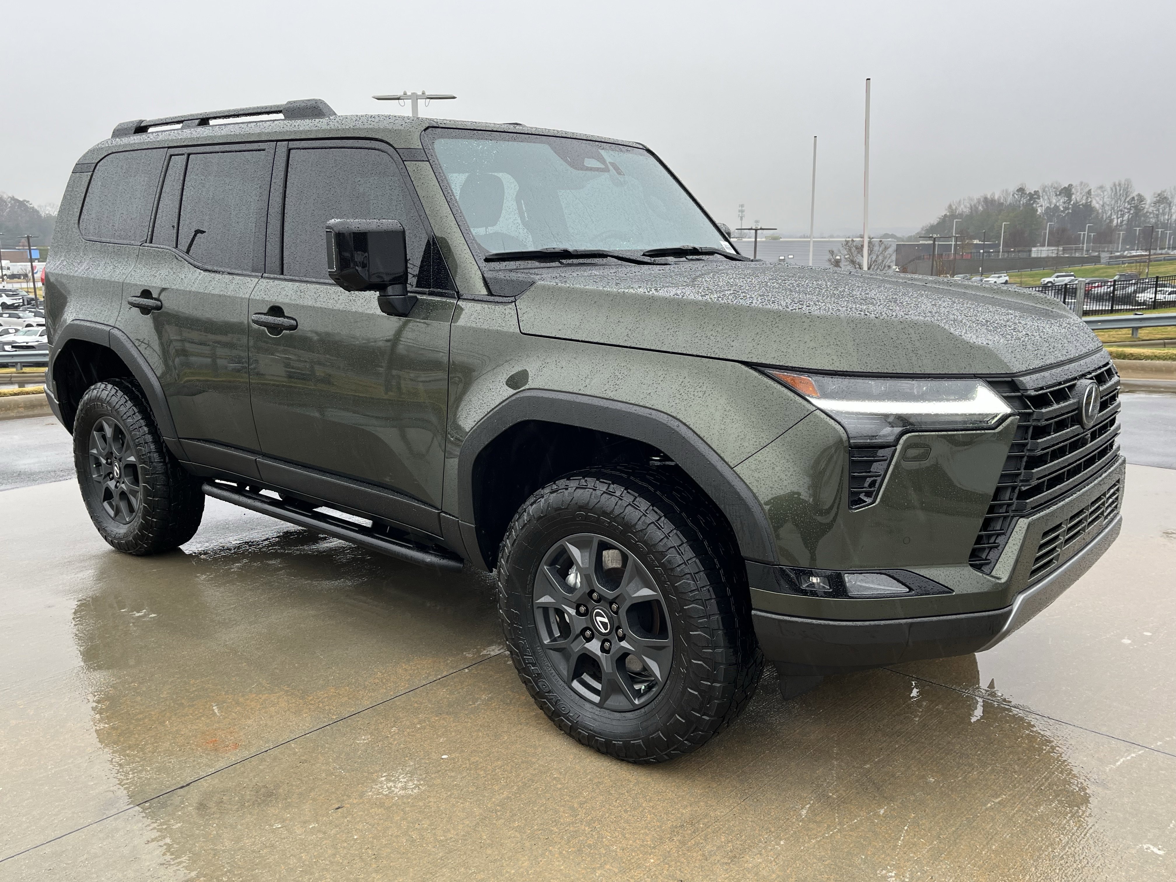 Used 2025 Lexus GX 550 w/ Accessory Package (32)