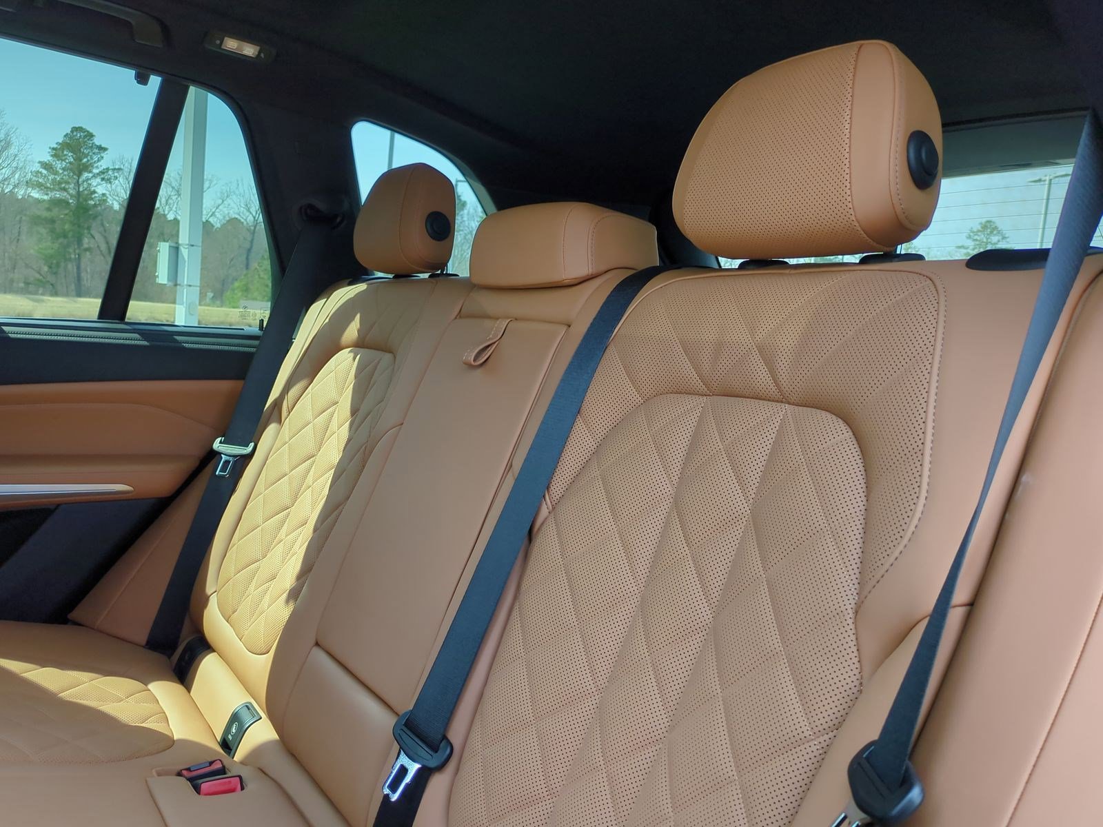 Certified 2024 BMW X5 xDrive40i w/ M Sport Package image 32