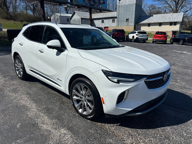 Used 2022 Buick Envision Avenir w/ Technology Package II image 4