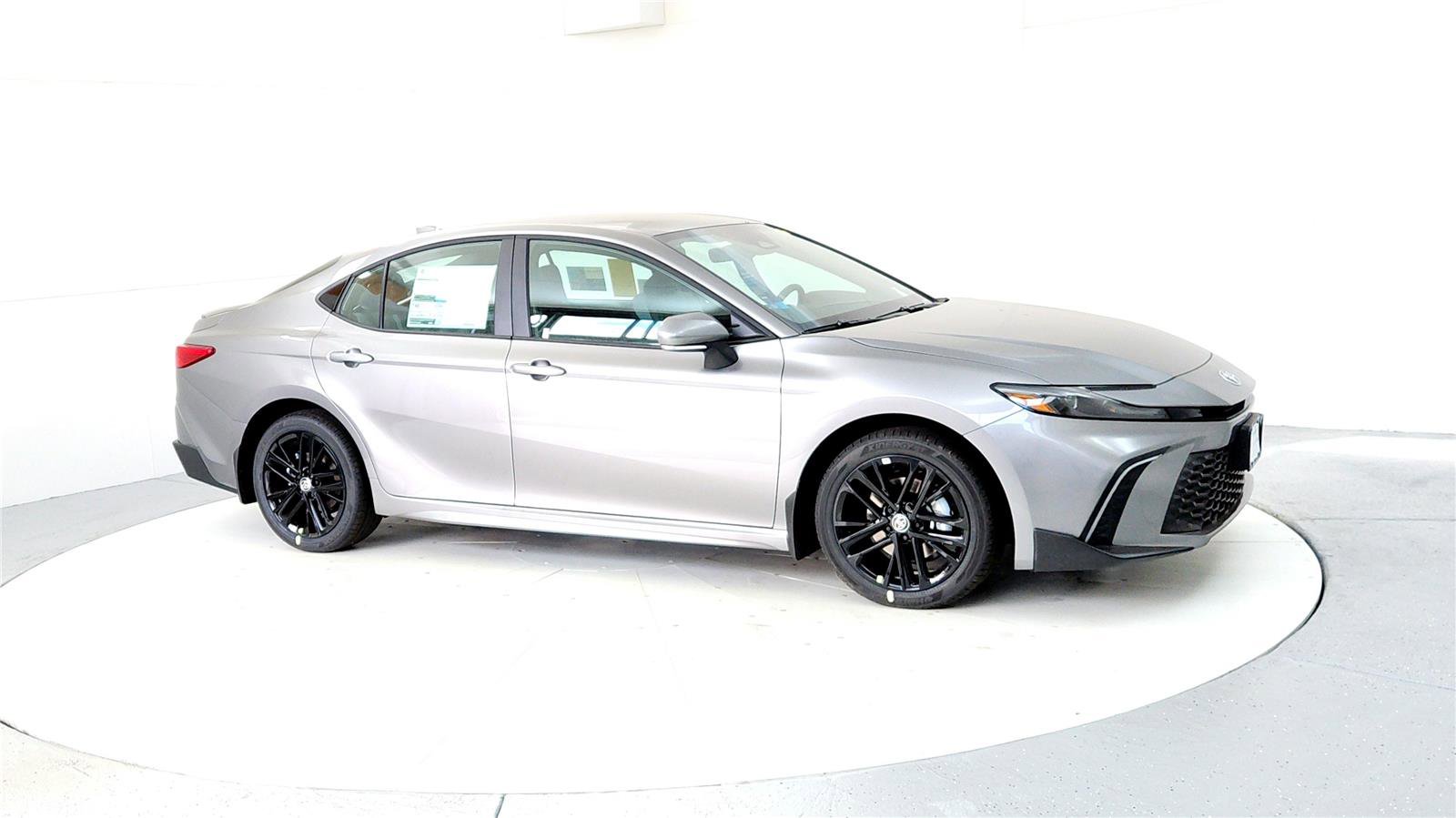 New 2026 Toyota Camry SE AWD/4WD image 7