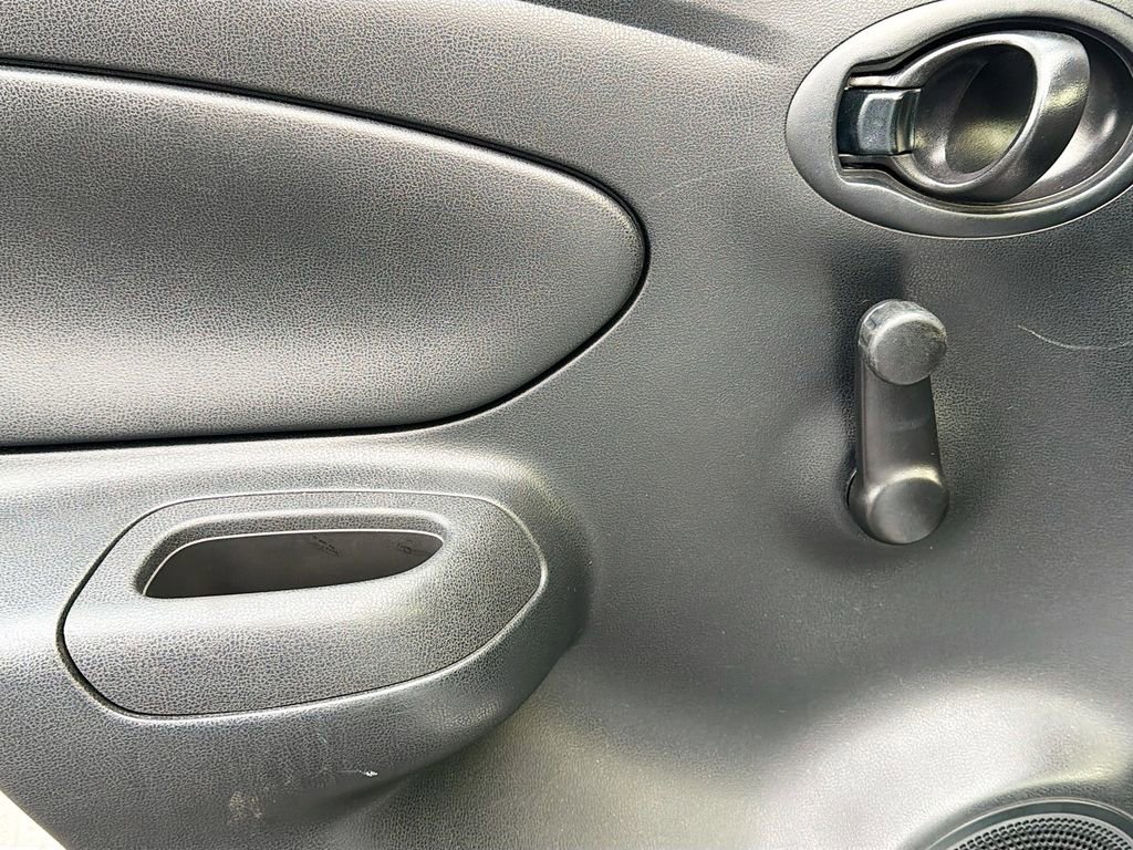 Used 2018 Nissan Versa S Plus image 32